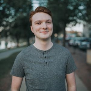 Meet your Posher, Adam